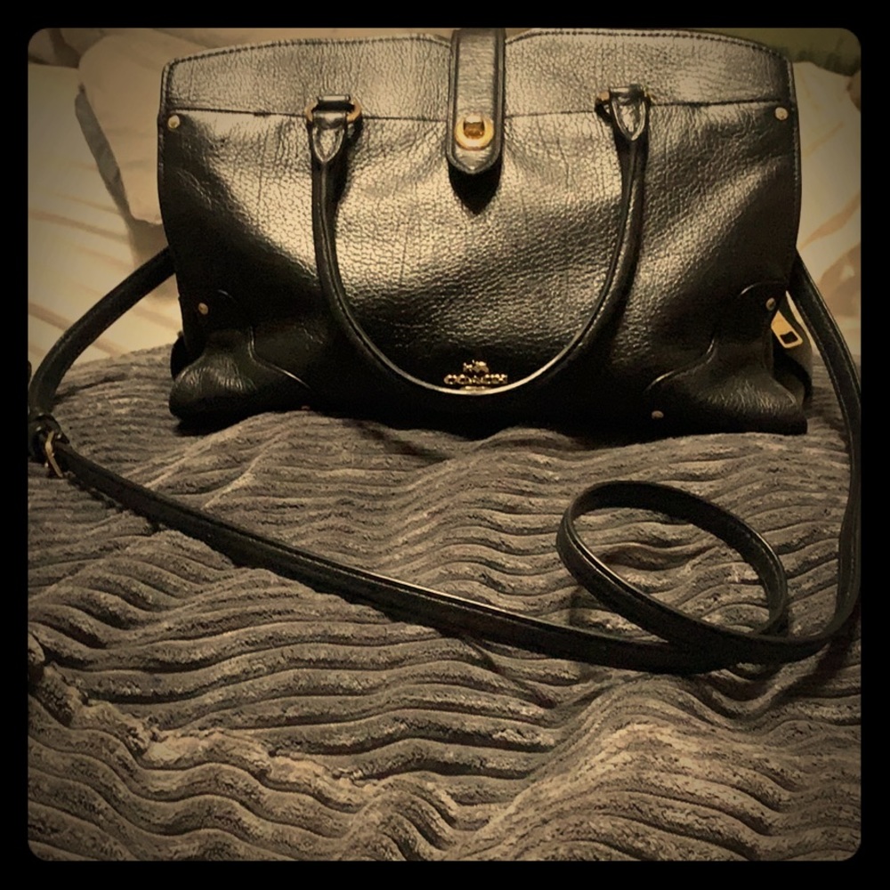 Coach Turnlock Mercer Satchel, Black
